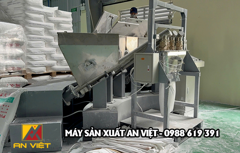 Lắp đặt cân định lượng phụ gia 5 thành phần cho nhà máy nhựa Đại Việt